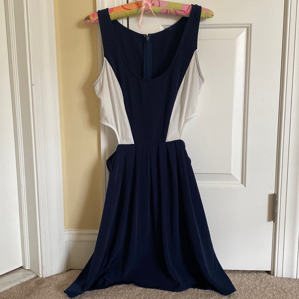Boutique Navy Blue and White side cut out dress